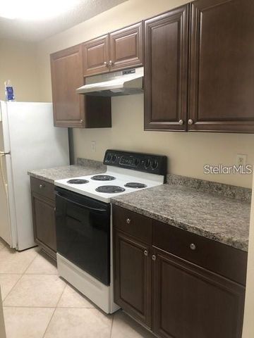 1735 FLUORSHIRE DRIVE, Brandon, FL 33511