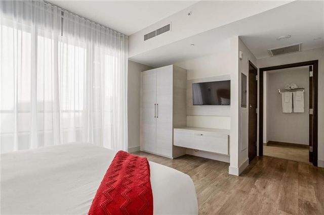 777 N Ocean Drive N206, Hollywood, FL 33019