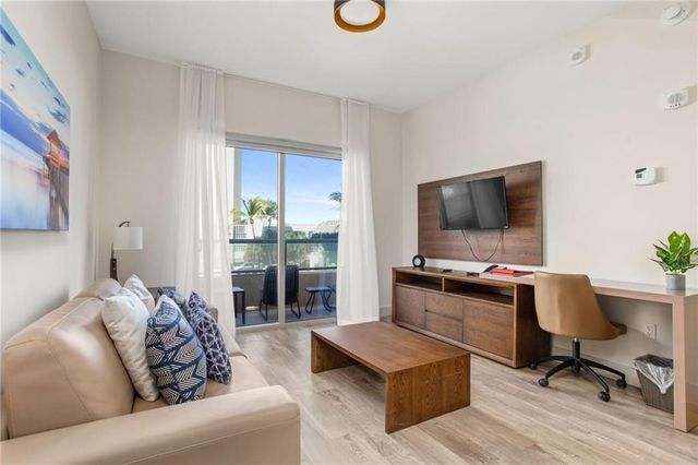 777 N Ocean Drive N206, Hollywood, FL 33019