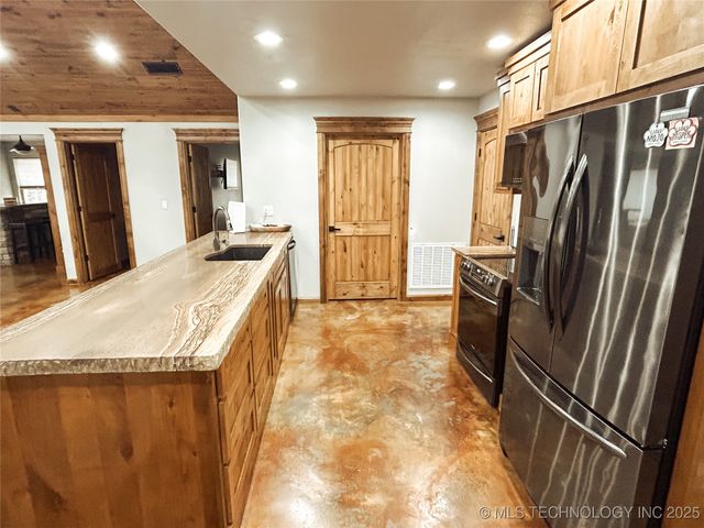 117051 S 4238 Road, Eufaula, OK 74432