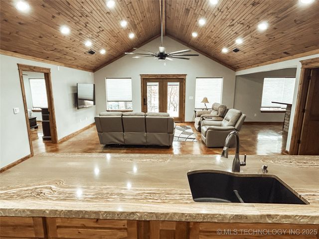 117051 S 4238 Road, Eufaula, OK 74432