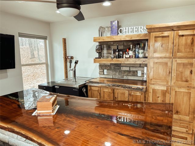 117051 S 4238 Road, Eufaula, OK 74432