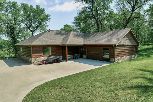 117051 S 4238 Road, Eufaula, OK 74432