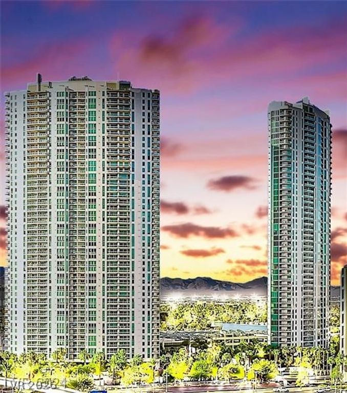 322 Karen Avenue 204, Las Vegas, NV 89109