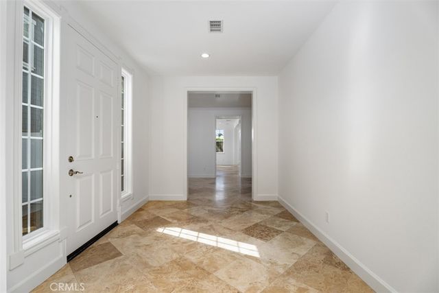 2309 Half Moon, Costa Mesa, CA 92627