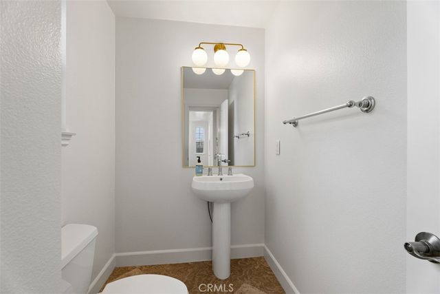 2309 Half Moon, Costa Mesa, CA 92627