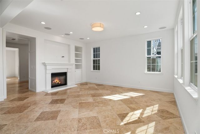 2309 Half Moon, Costa Mesa, CA 92627