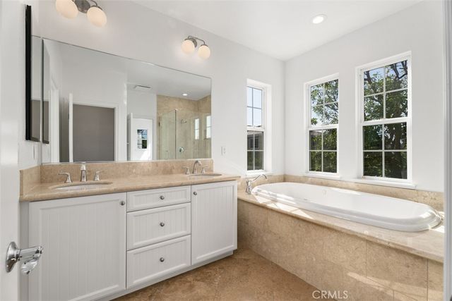 2309 Half Moon, Costa Mesa, CA 92627