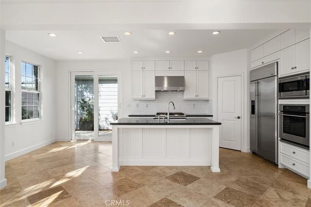 2309 Half Moon, Costa Mesa, CA 92627