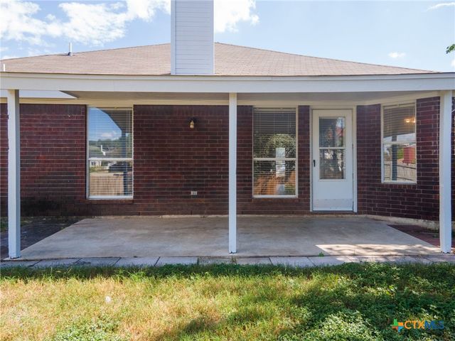 1302 Creek Street, Copperas Cove, TX 76522