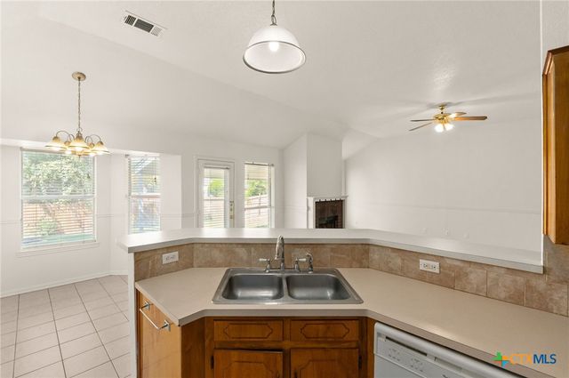 1302 Creek Street, Copperas Cove, TX 76522