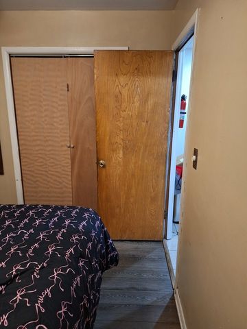 4821 W Concord Place, Chicago, IL 60639