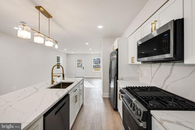 113 CLIFFORD AVE, Alexandria, VA 22305