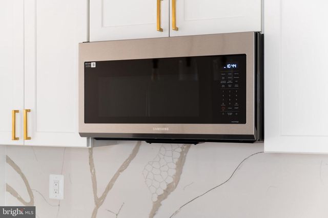 113 CLIFFORD AVE, Alexandria, VA 22305