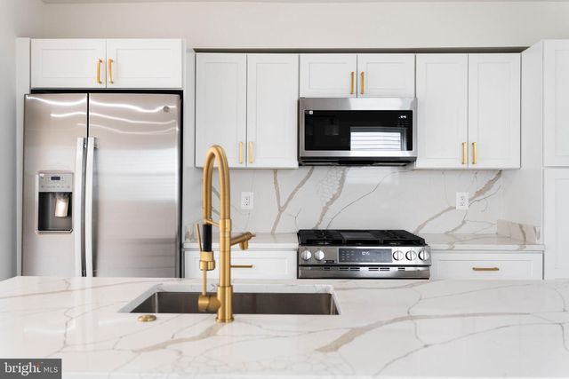 113 CLIFFORD AVE, Alexandria, VA 22305