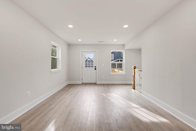 113 CLIFFORD AVE, Alexandria, VA 22305