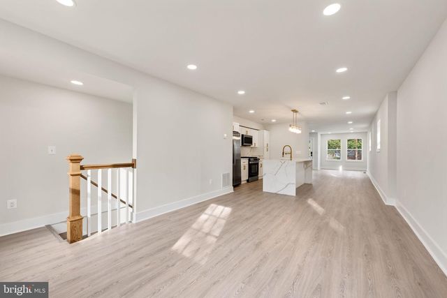 113 CLIFFORD AVE, Alexandria, VA 22305