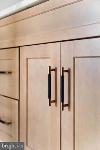 113 CLIFFORD AVE, Alexandria, VA 22305