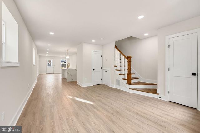 113 CLIFFORD AVE, Alexandria, VA 22305