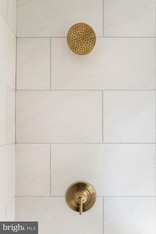 113 CLIFFORD AVE, Alexandria, VA 22305