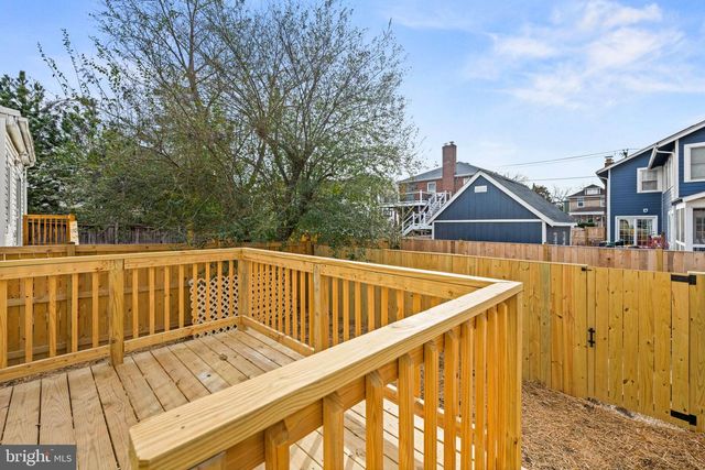 113 CLIFFORD AVE, Alexandria, VA 22305