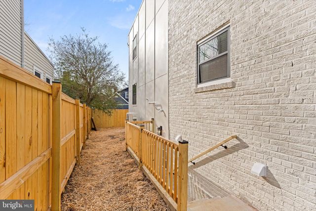 113 CLIFFORD AVE, Alexandria, VA 22305