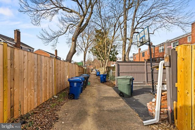 113 CLIFFORD AVE, Alexandria, VA 22305