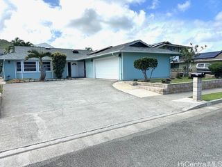 1439 Akuleana Place, Kailua, HI 96734