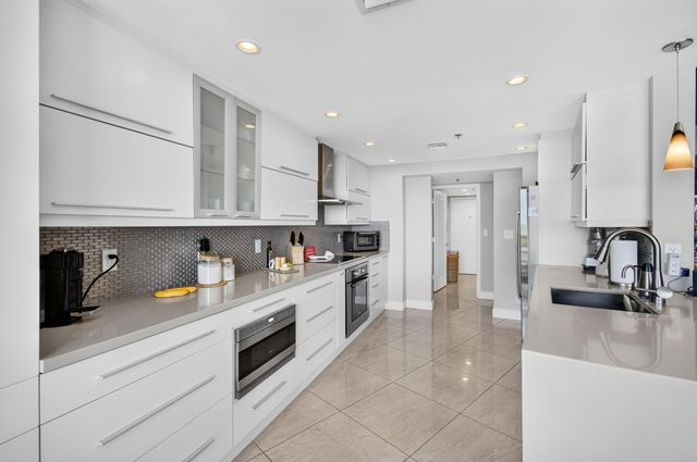 4740 S Ocean Boulevard 808, Boca Raton, FL 33487
