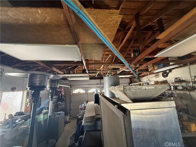 12021 Indiana, Riverside, CA 92503