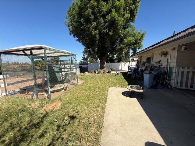 12021 Indiana, Riverside, CA 92503