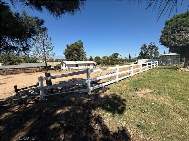 12021 Indiana, Riverside, CA 92503