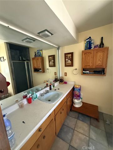 12021 Indiana, Riverside, CA 92503