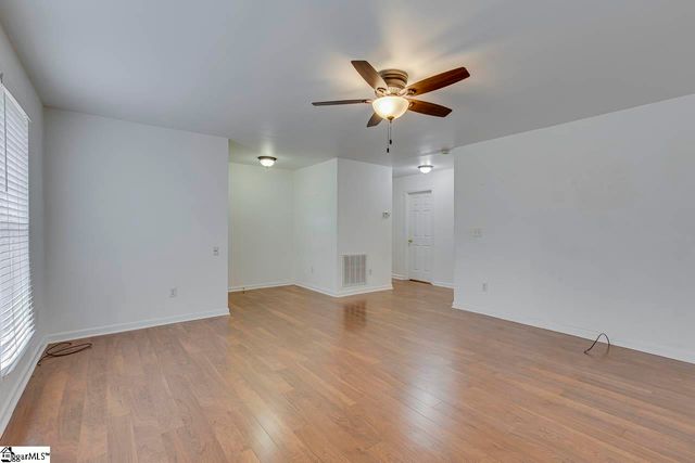 317 Seven Oaks Lane, Spartanburg, SC 29301