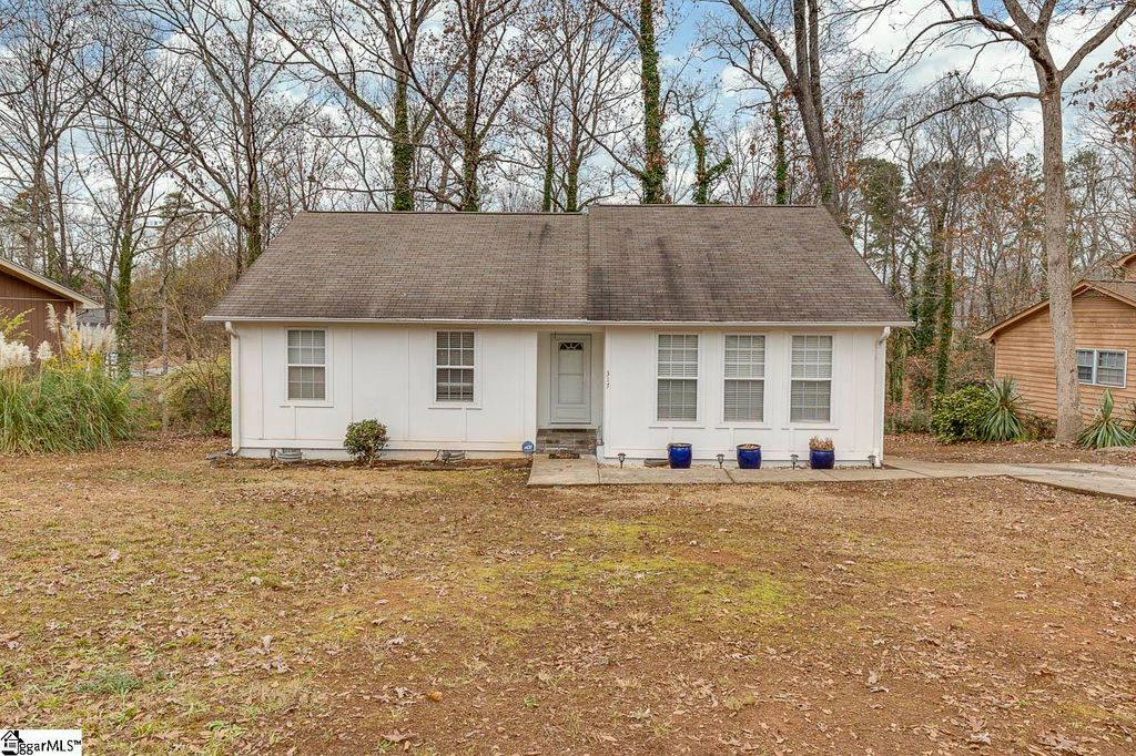 317 Seven Oaks Lane, Spartanburg, SC 29301