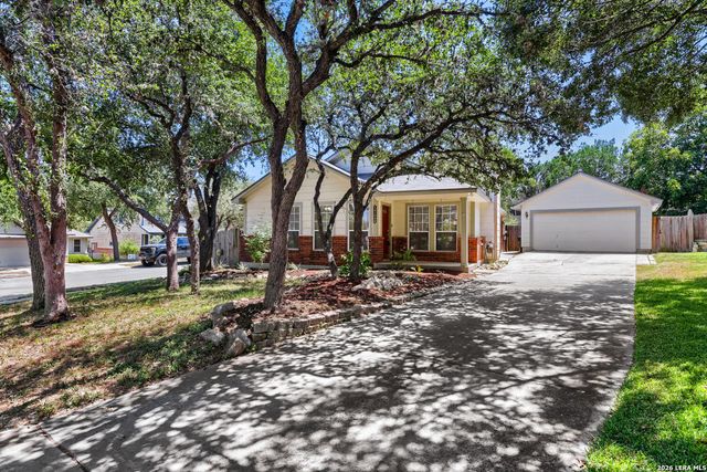 13103 STONEY CREEK DR, Universal City, TX 78148