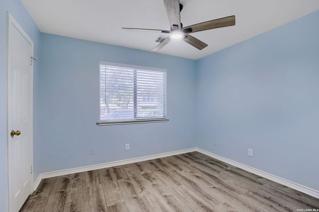 13103 STONEY CREEK DR, Universal City, TX 78148