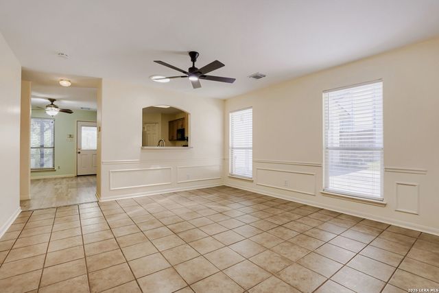 13103 STONEY CREEK DR, Universal City, TX 78148