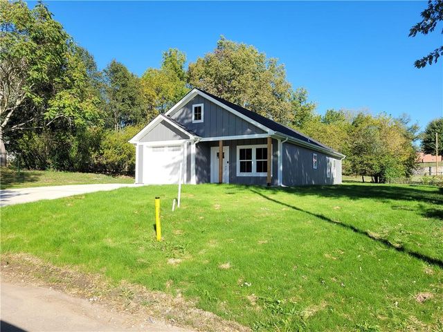 1715 S Hardy Avenue, Independence, MO 64052