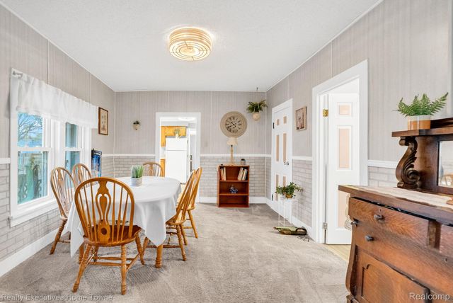 1830 Gillett Street, Port Huron, MI 48060