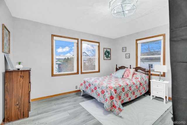 1830 Gillett Street, Port Huron, MI 48060