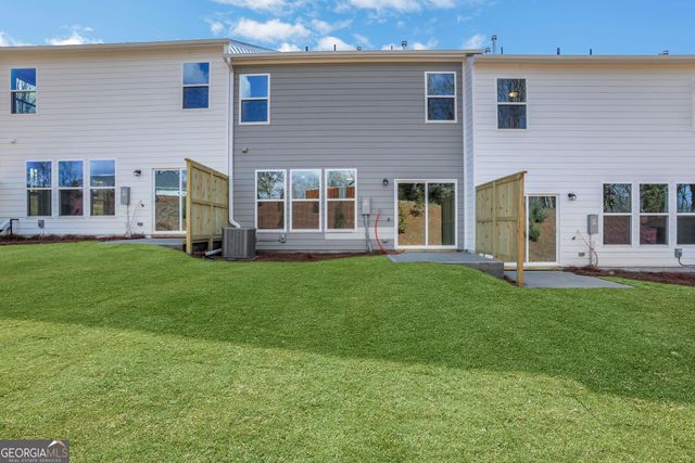 28 Trace Bluff, Dawsonville, GA 30534