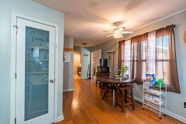 139 S Sunset Cir, Hopkinsville, KY 42240