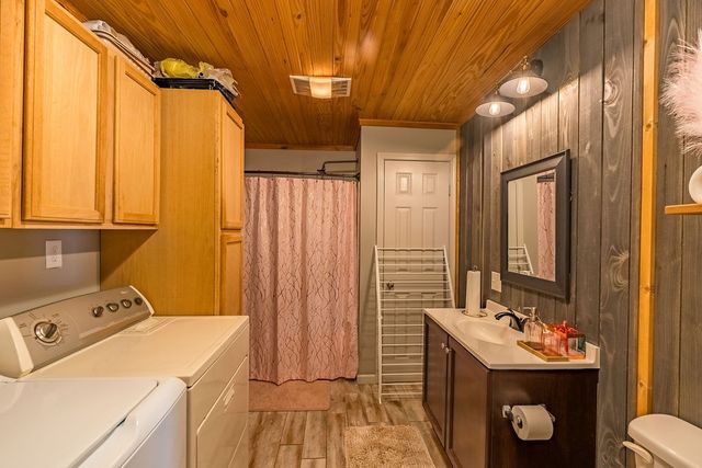 139 S Sunset Cir, Hopkinsville, KY 42240