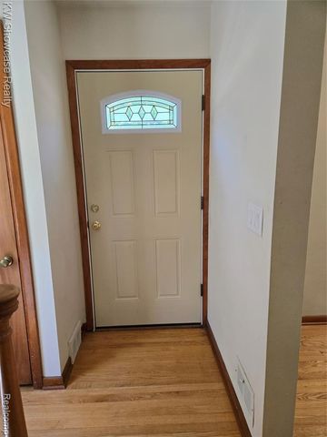 244 Wallinwood Avenue, Grand Rapids, MI 49503