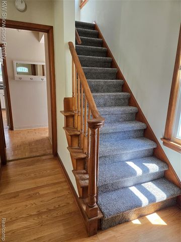 244 Wallinwood Avenue, Grand Rapids, MI 49503
