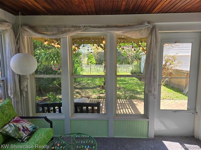 244 Wallinwood Avenue, Grand Rapids, MI 49503