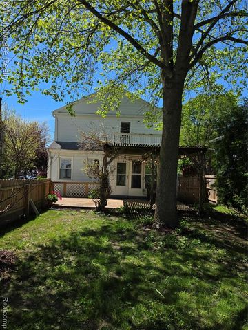 244 Wallinwood Avenue, Grand Rapids, MI 49503