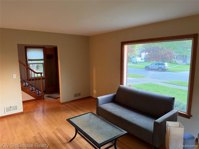 244 Wallinwood Avenue, Grand Rapids, MI 49503
