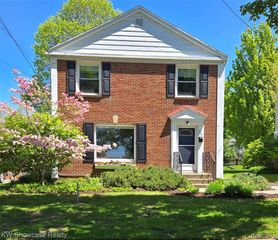 244 Wallinwood Avenue, Grand Rapids, MI 49503